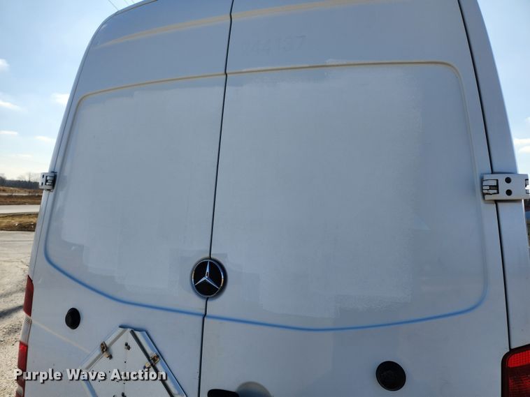 image for item KT9455 2011 Mercedes Benz Sprinter 2500  delivery van