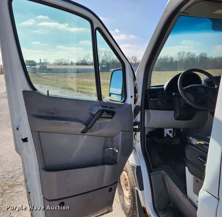 image for item KT9455 2011 Mercedes Benz Sprinter 2500  delivery van