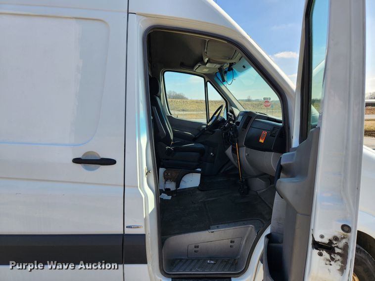 image for item KT9455 2011 Mercedes Benz Sprinter 2500  delivery van