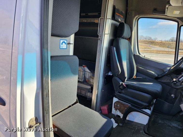 image for item KT9455 2011 Mercedes Benz Sprinter 2500  delivery van