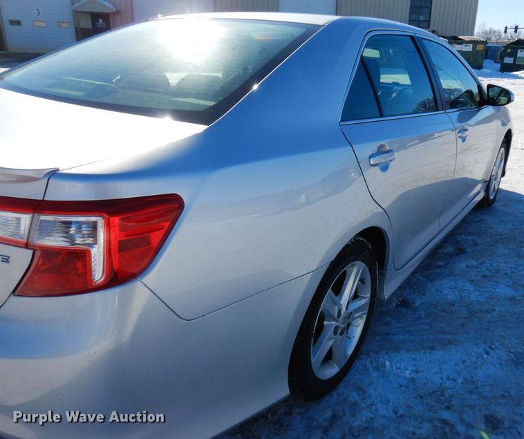 image for item KU9725 2012 Toyota Camry SE