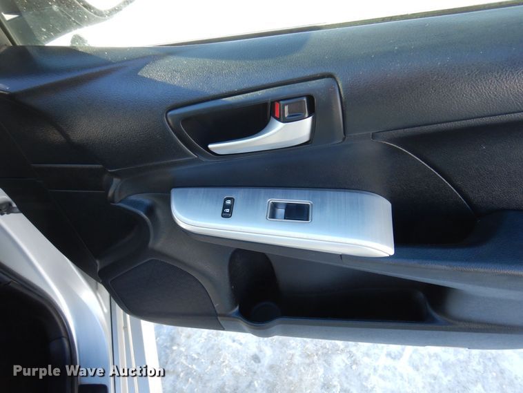 image for item KU9725 2012 Toyota Camry SE