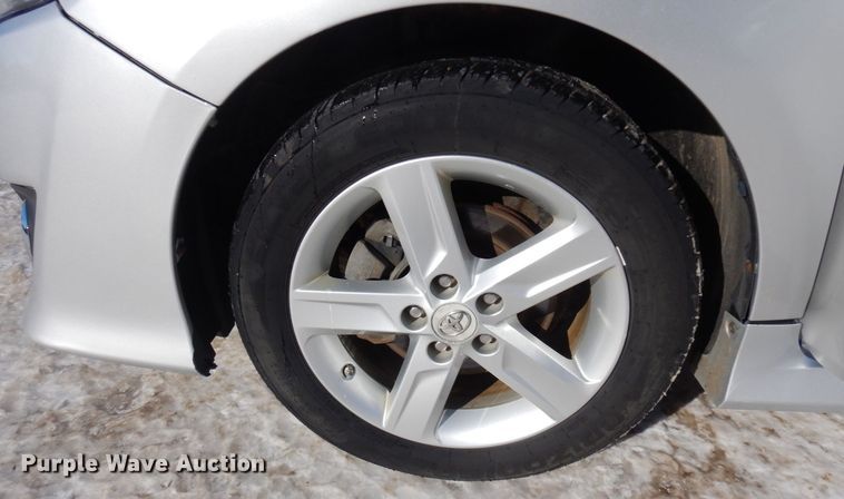 image for item KU9726 2012 Toyota Camry SE
