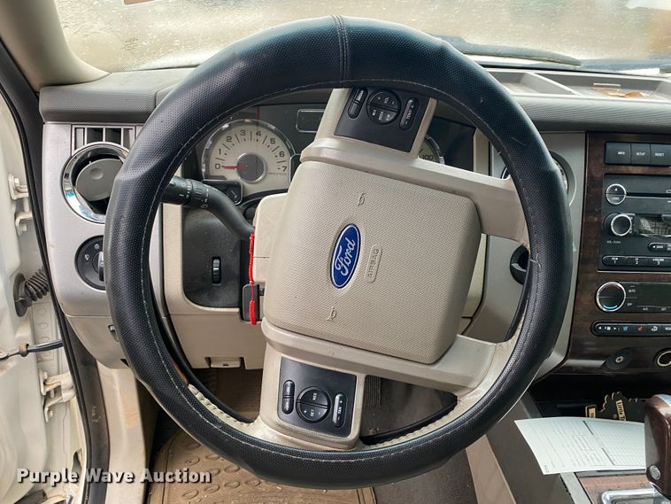 image for item KV9746 2008 Ford Expedition  SUV