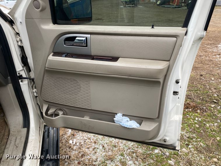 image for item KV9746 2008 Ford Expedition  SUV