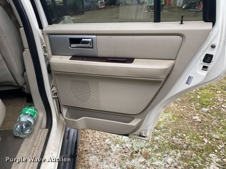 image for item KV9746 2008 Ford Expedition  SUV