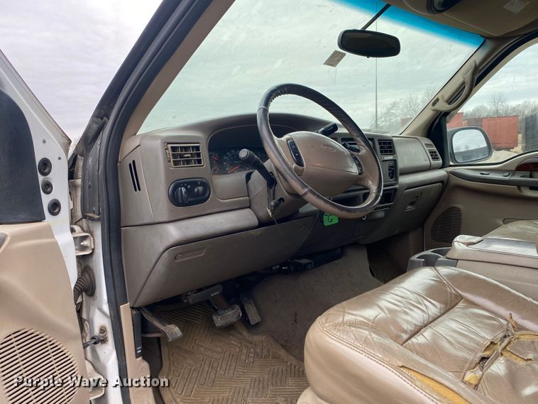 image for item KV9747 2000 Ford Excursion  SUV