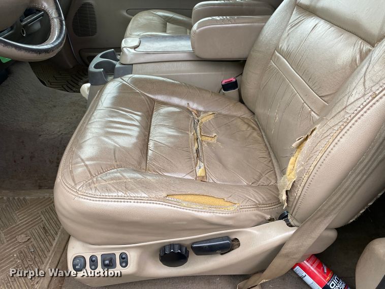 image for item KV9747 2000 Ford Excursion  SUV