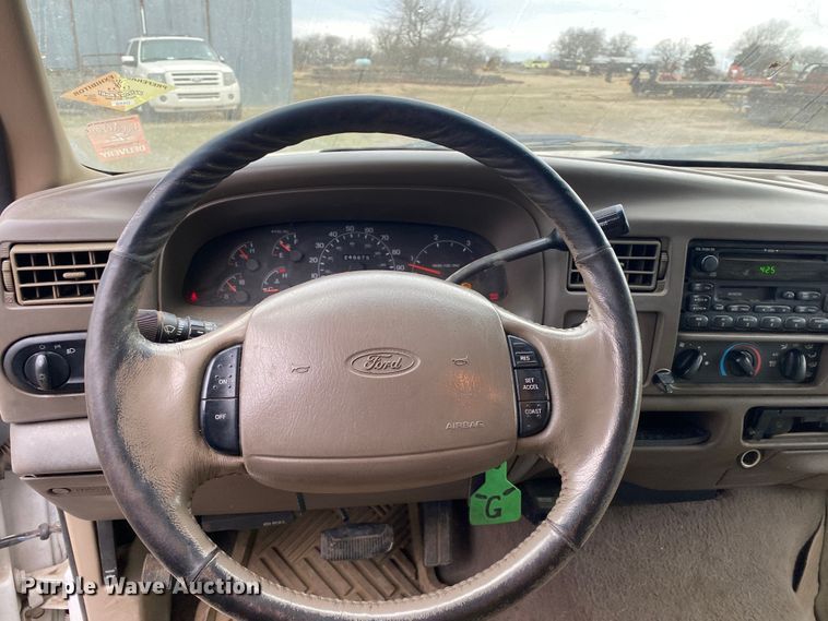 image for item KV9747 2000 Ford Excursion  SUV