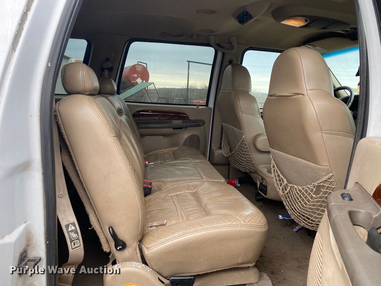 image for item KV9747 2000 Ford Excursion  SUV