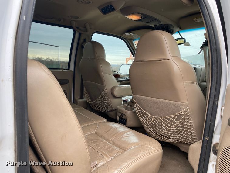 image for item KV9747 2000 Ford Excursion  SUV