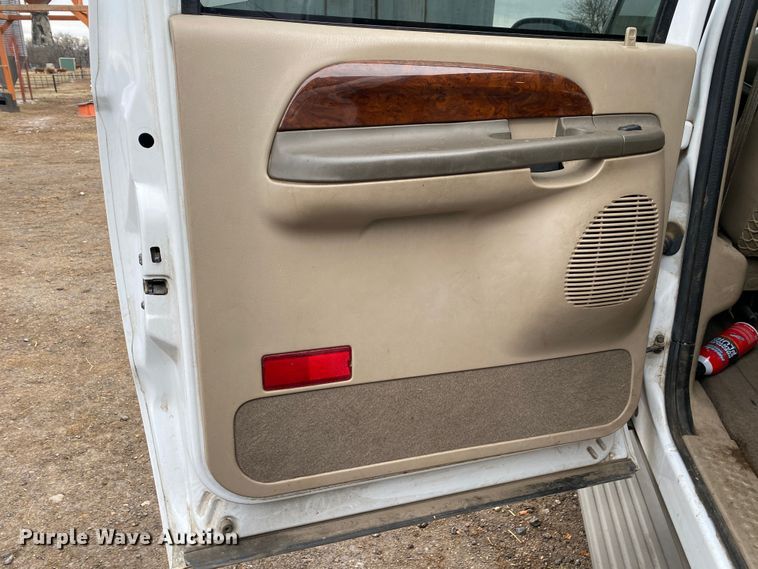 image for item KV9747 2000 Ford Excursion  SUV