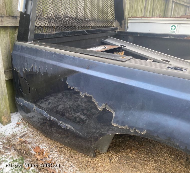 image for item KV9751 Pickup truck bed