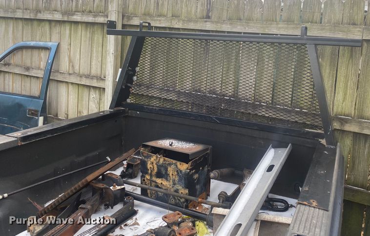 image for item KV9751 Pickup truck bed