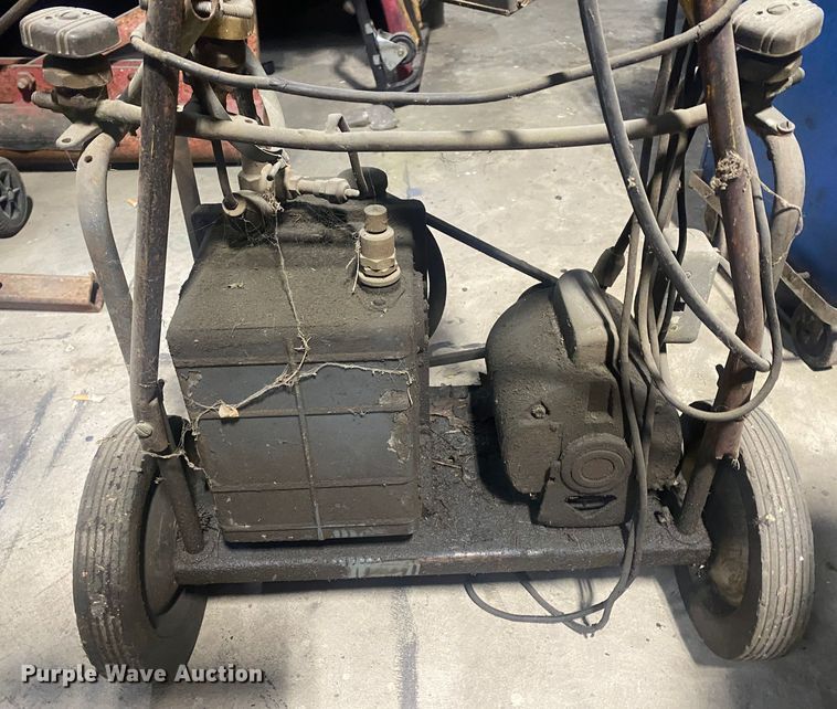 image for item KV9753 (2) refrigerant recovery and recycling systems