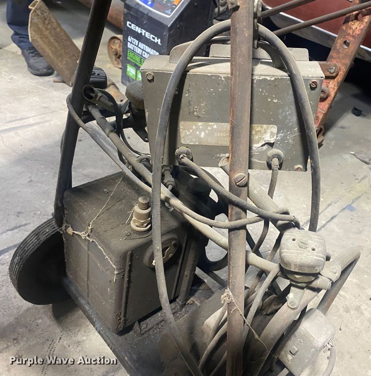 image for item KV9753 (2) refrigerant recovery and recycling systems