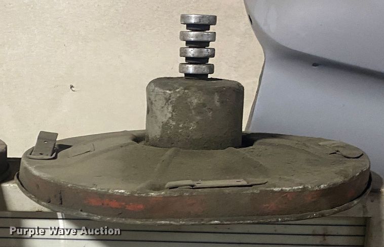 image for item KV9754 Hunter D111   alignment machine