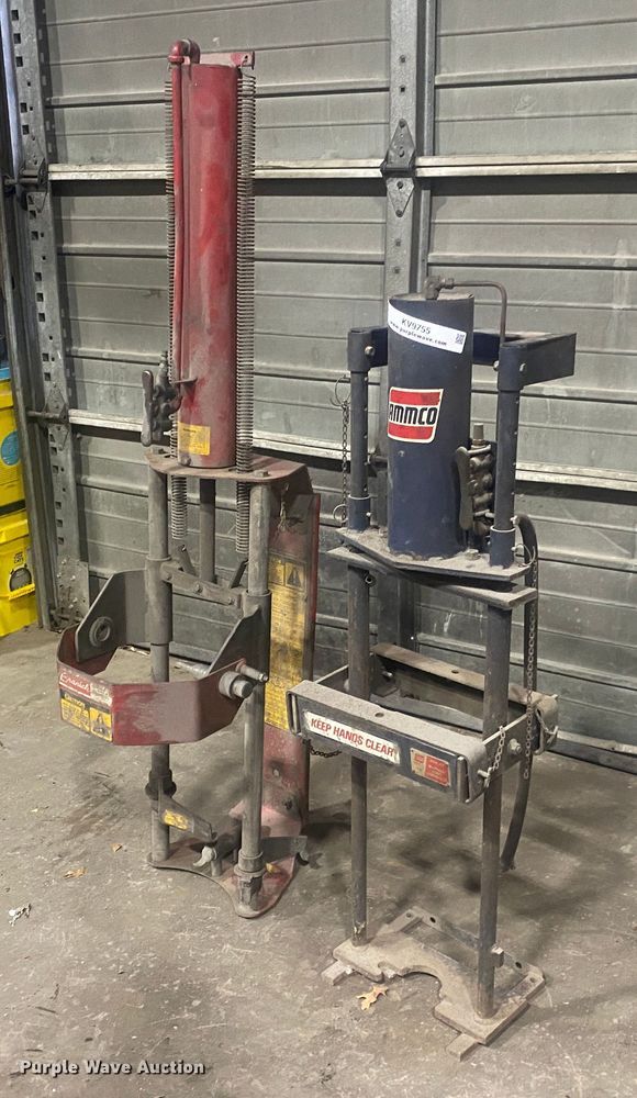 image for item KV9755 (2) strut compressors