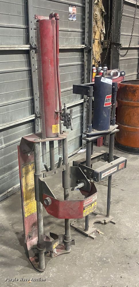 image for item KV9755 (2) strut compressors