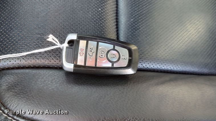 image for item LA9315 2018 Ford F150 Lariat SuperCrew pickup truck