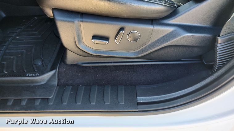 image for item LA9315 2018 Ford F150 Lariat SuperCrew pickup truck