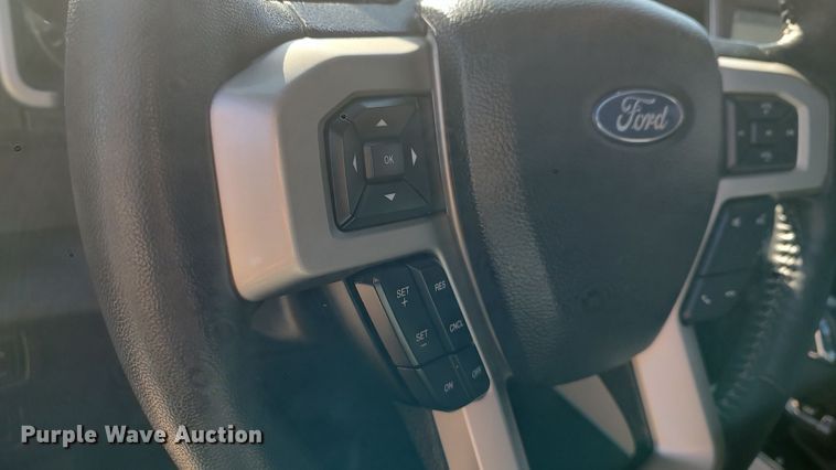 image for item LA9315 2018 Ford F150 Lariat SuperCrew pickup truck