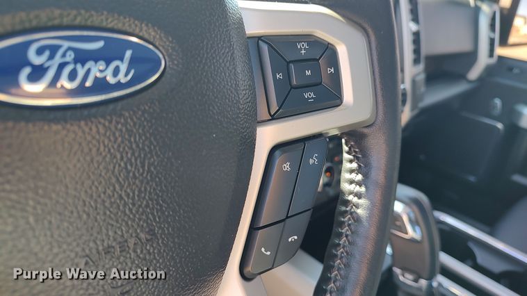 image for item LA9315 2018 Ford F150 Lariat SuperCrew pickup truck