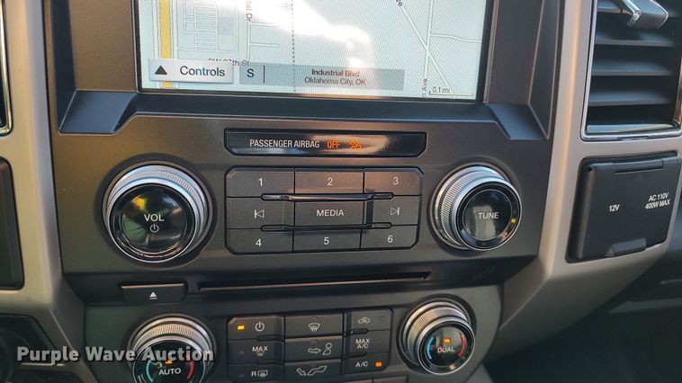 image for item LA9315 2018 Ford F150 Lariat SuperCrew pickup truck