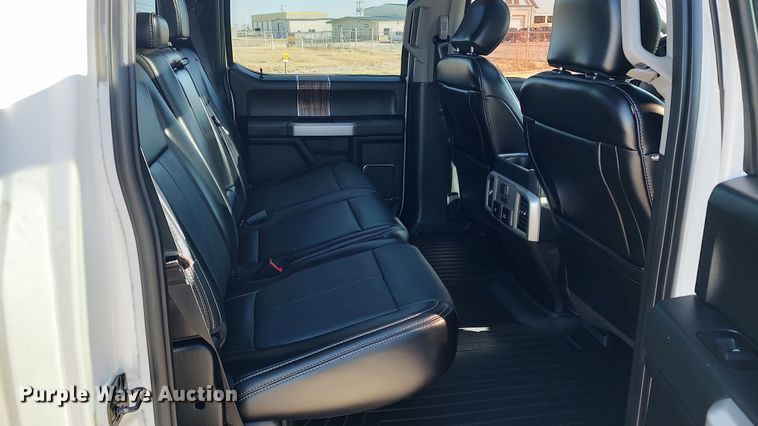 image for item LA9315 2018 Ford F150 Lariat SuperCrew pickup truck