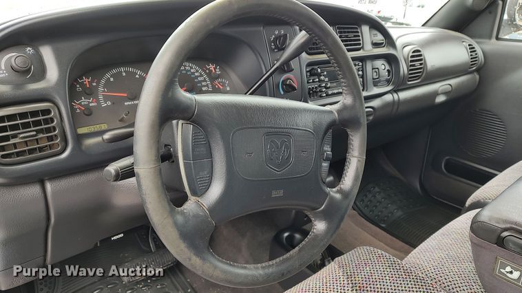 image for item LA9328 1998 Dodge Ram 2500  Quad Cab pickup truck