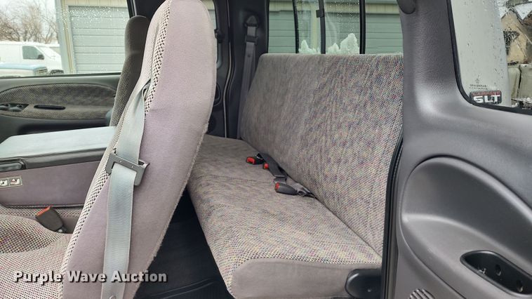 image for item LA9328 1998 Dodge Ram 2500  Quad Cab pickup truck