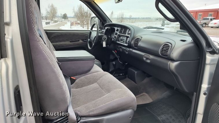 image for item LA9328 1998 Dodge Ram 2500  Quad Cab pickup truck