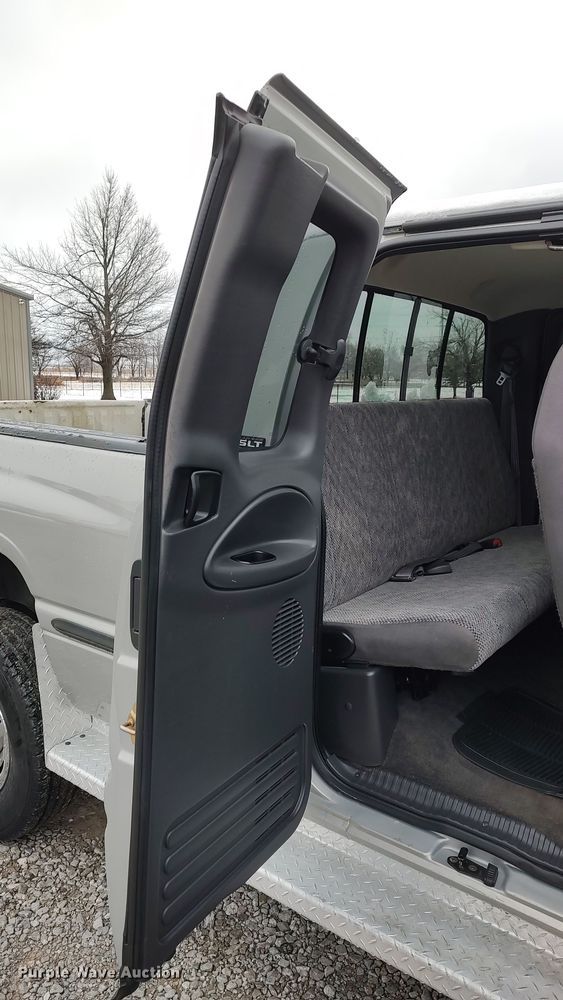 image for item LA9328 1998 Dodge Ram 2500  Quad Cab pickup truck