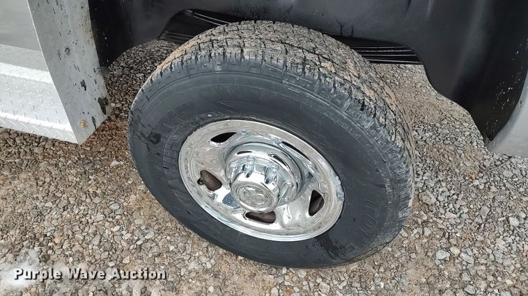 image for item LA9328 1998 Dodge Ram 2500  Quad Cab pickup truck