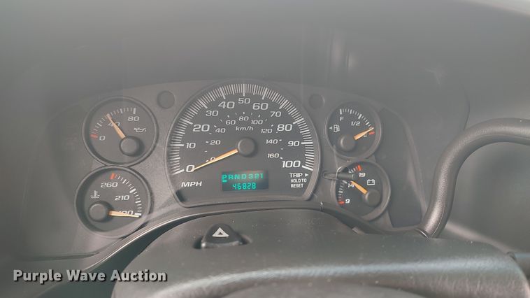 image for item LA9329 2004 Chevrolet Express G3500  school bus