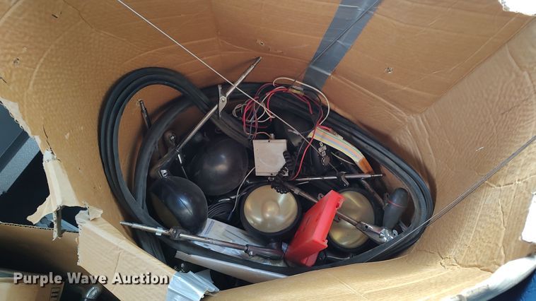 image for item LA9329 2004 Chevrolet Express G3500  school bus