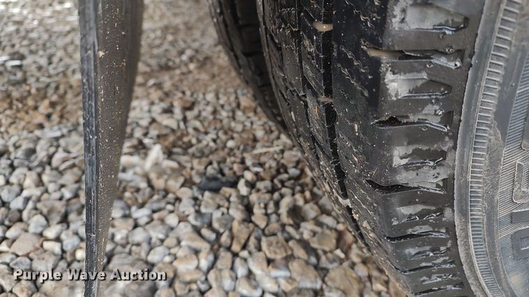 image for item LA9329 2004 Chevrolet Express G3500  school bus