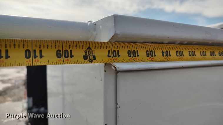 image for item LA9330 2011 Ford F350 Super Duty  SuperCab utility bed pickup truck