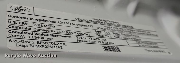 image for item LA9330 2011 Ford F350 Super Duty  SuperCab utility bed pickup truck