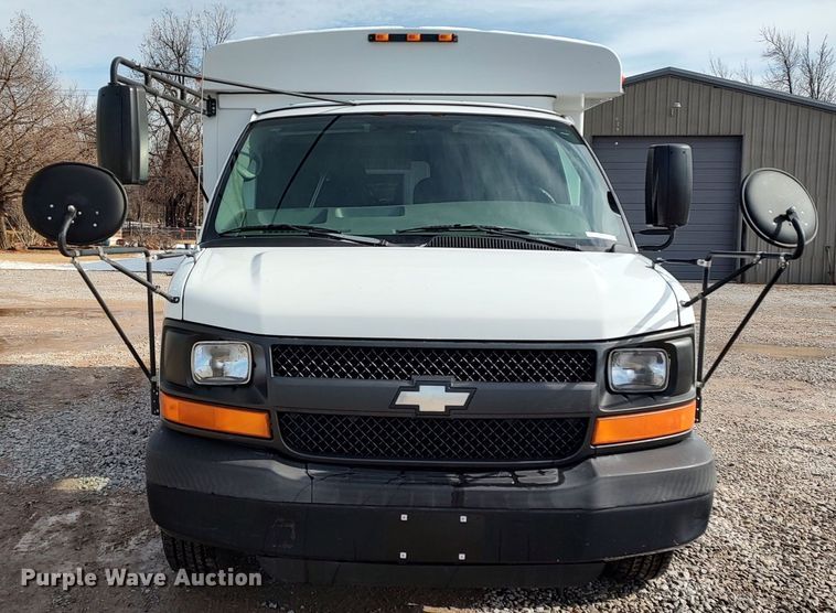 image for item LA9331 2007 Chevrolet Express 3500  school bus