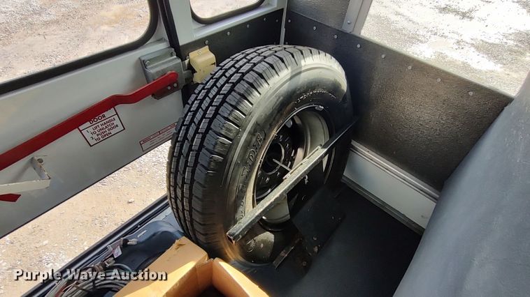 image for item LA9331 2007 Chevrolet Express 3500  school bus