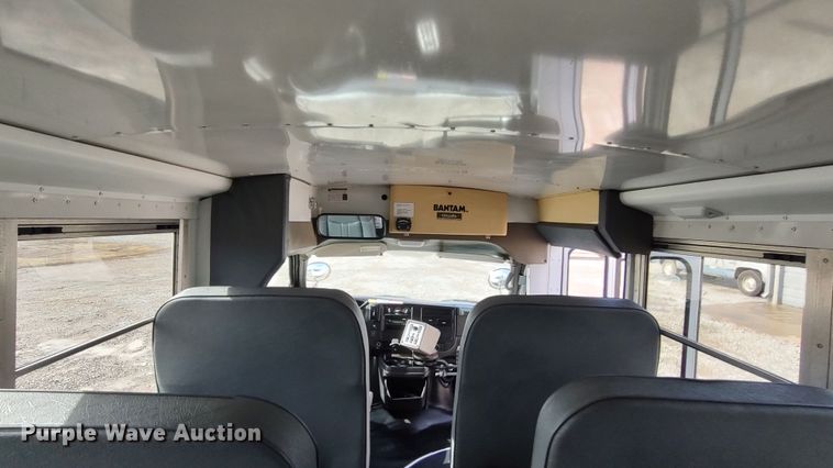 image for item LA9331 2007 Chevrolet Express 3500  school bus