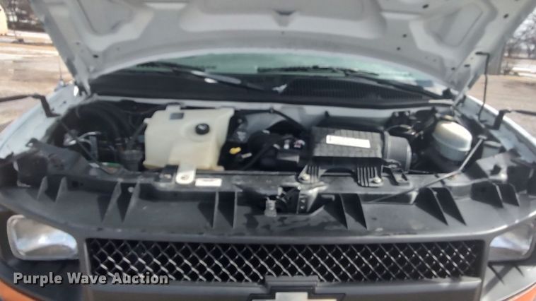 image for item LA9331 2007 Chevrolet Express 3500  school bus