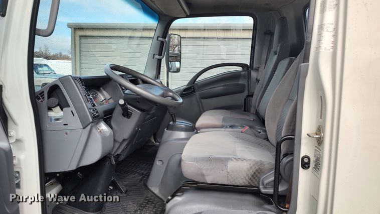 image for item LA9333 2013 Isuzu NPR  box truck