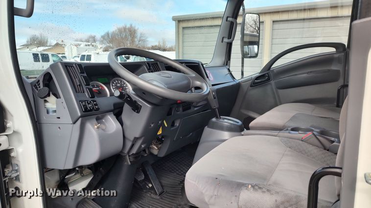 image for item LA9333 2013 Isuzu NPR  box truck