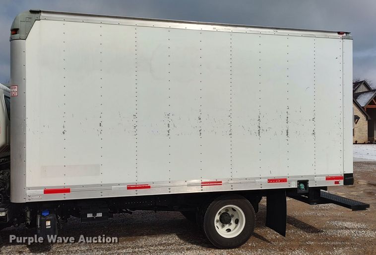 image for item LA9333 2013 Isuzu NPR  box truck