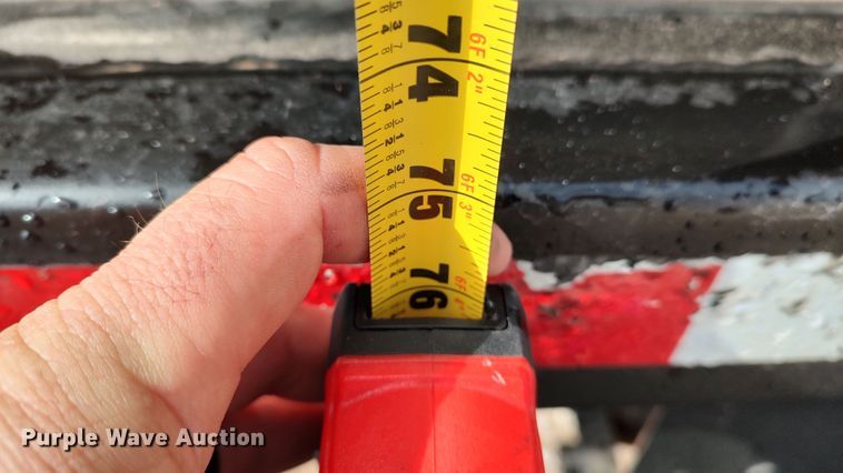 image for item LA9333 2013 Isuzu NPR  box truck