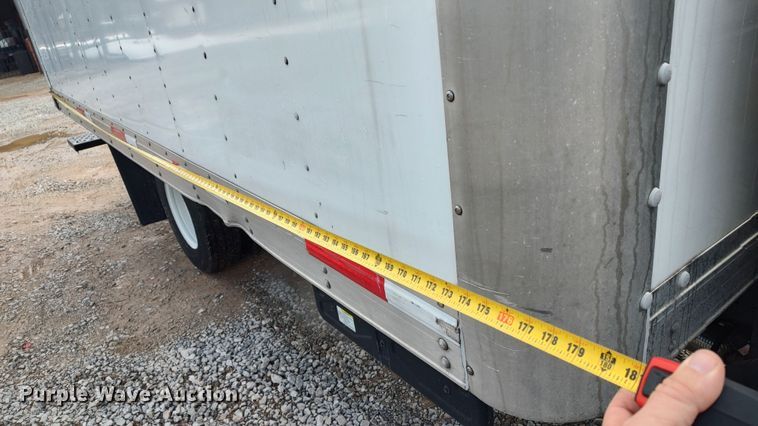 image for item LA9333 2013 Isuzu NPR  box truck