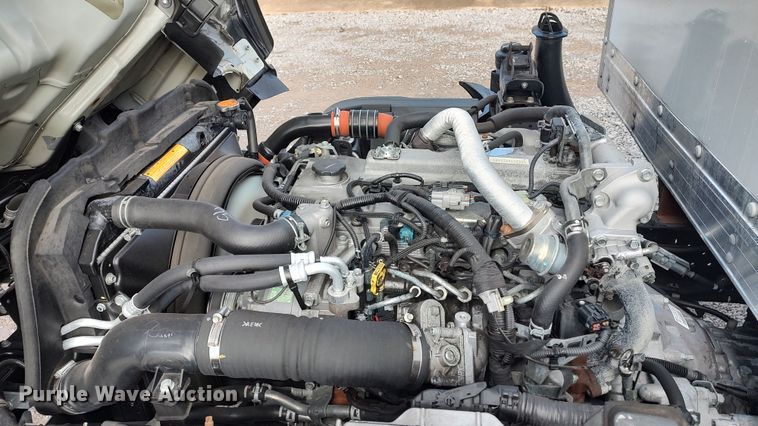 image for item LA9333 2013 Isuzu NPR  box truck