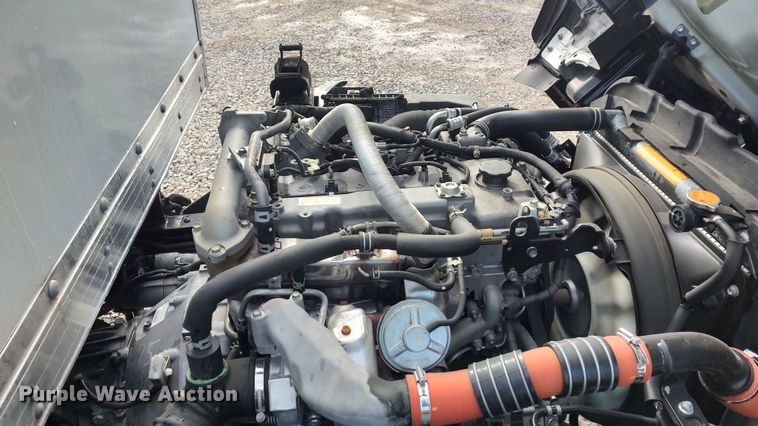 image for item LA9333 2013 Isuzu NPR  box truck